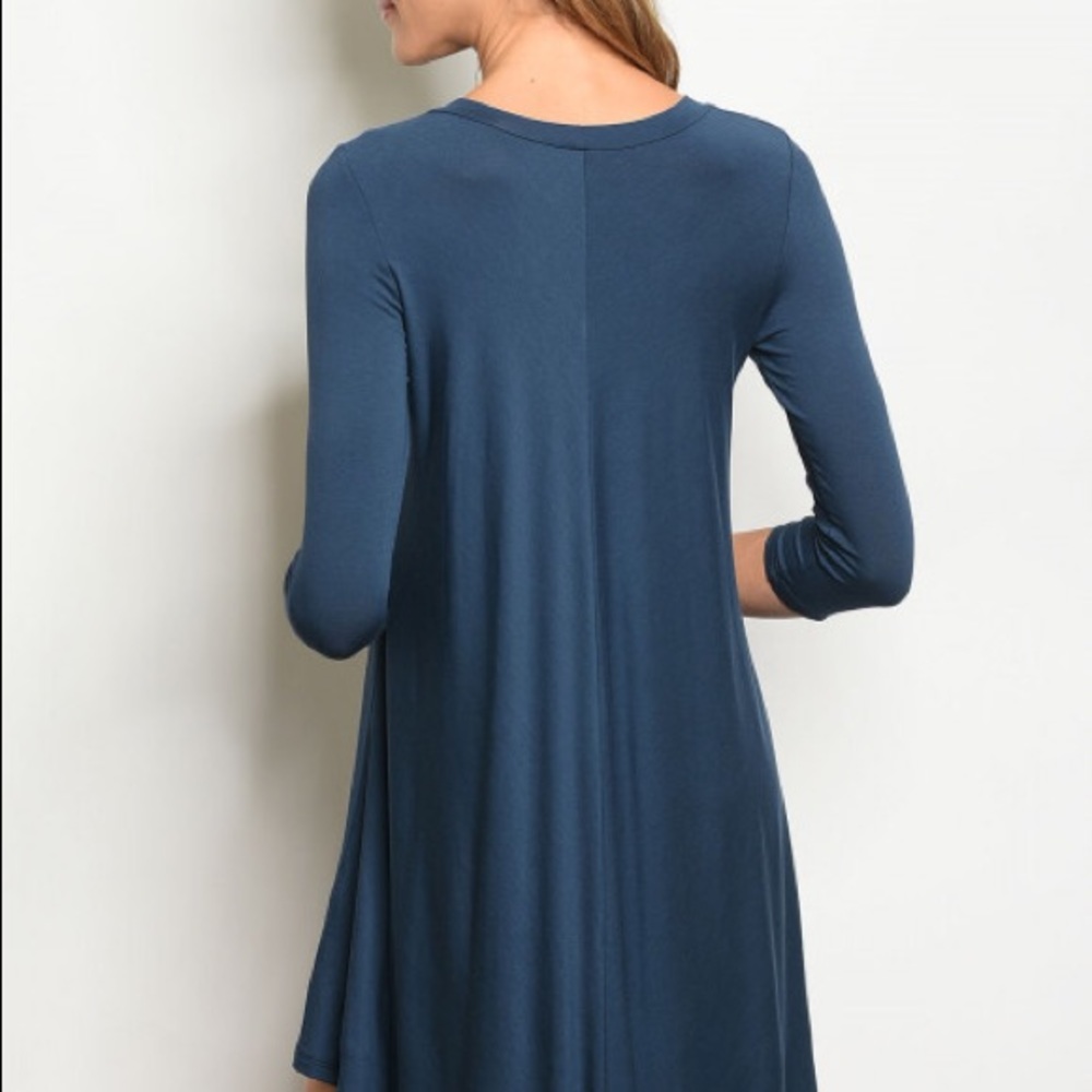Quarter sleeve teal blue dress - Picture 2 of 3